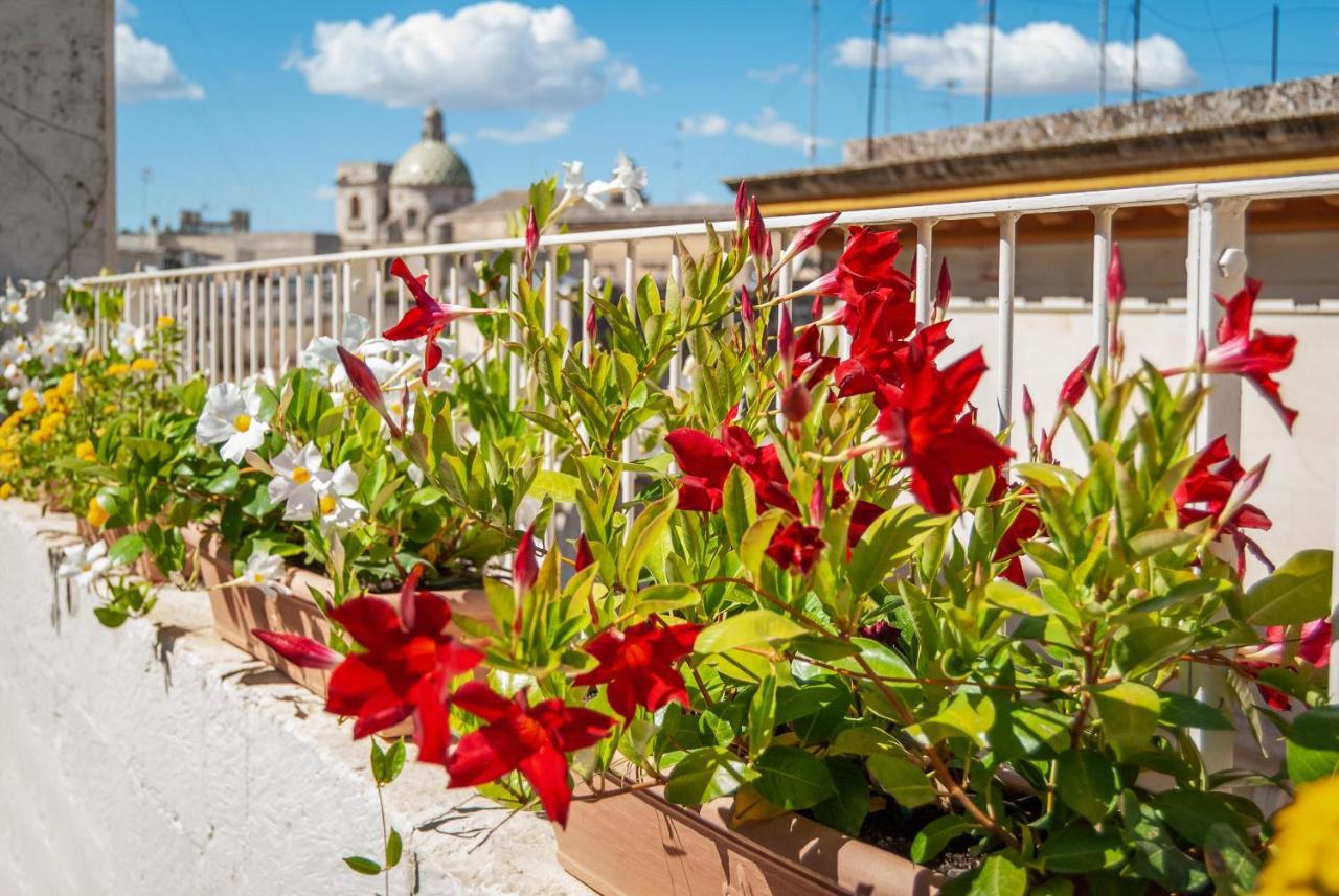 Il Garbino Suite And Apartment Lecce Buitenkant foto