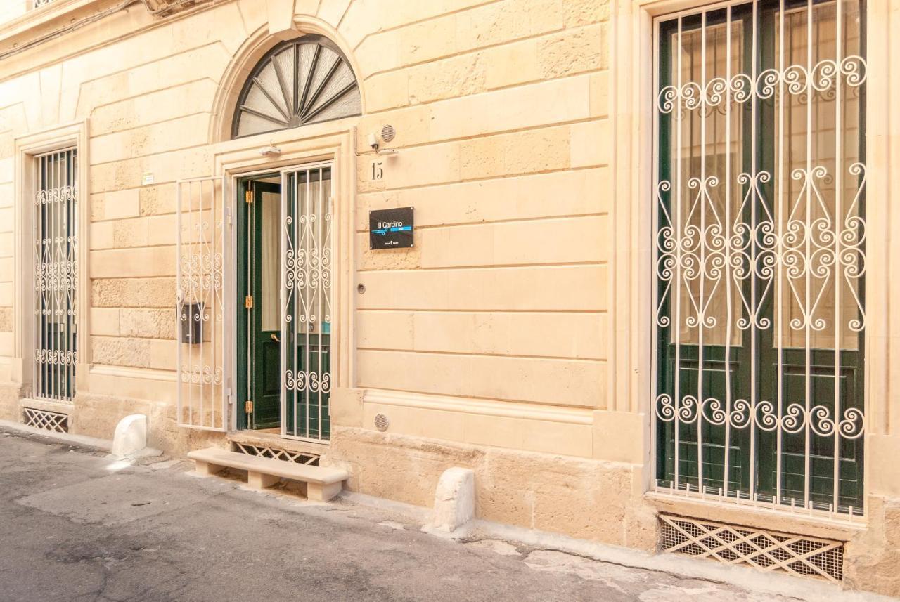 Il Garbino Suite And Apartment Lecce Buitenkant foto