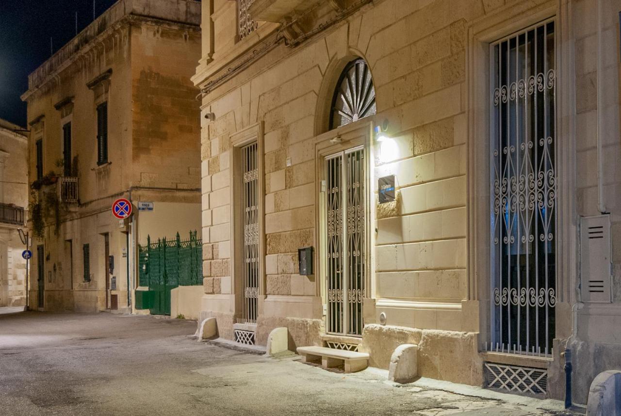 Il Garbino Suite And Apartment Lecce Buitenkant foto