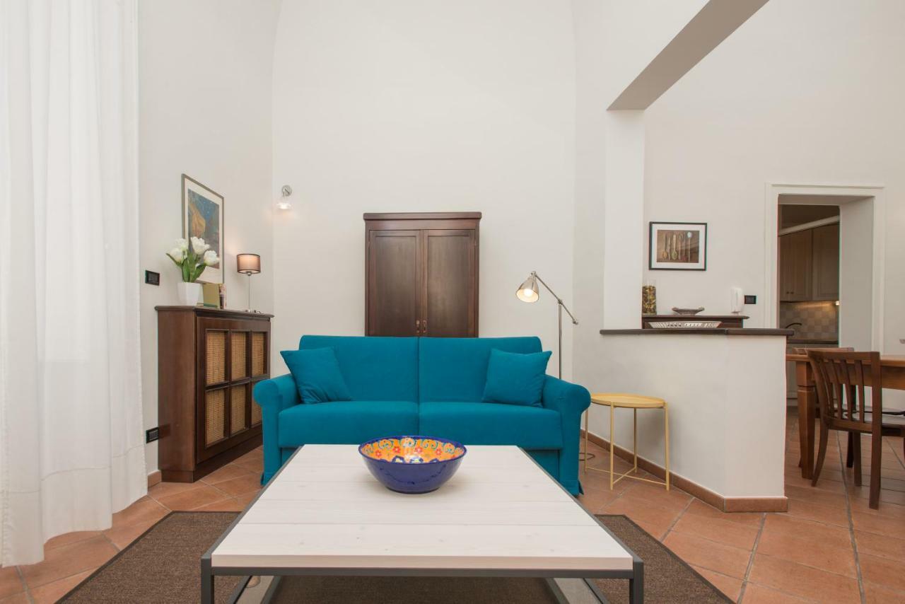 Il Garbino Suite And Apartment Lecce Buitenkant foto