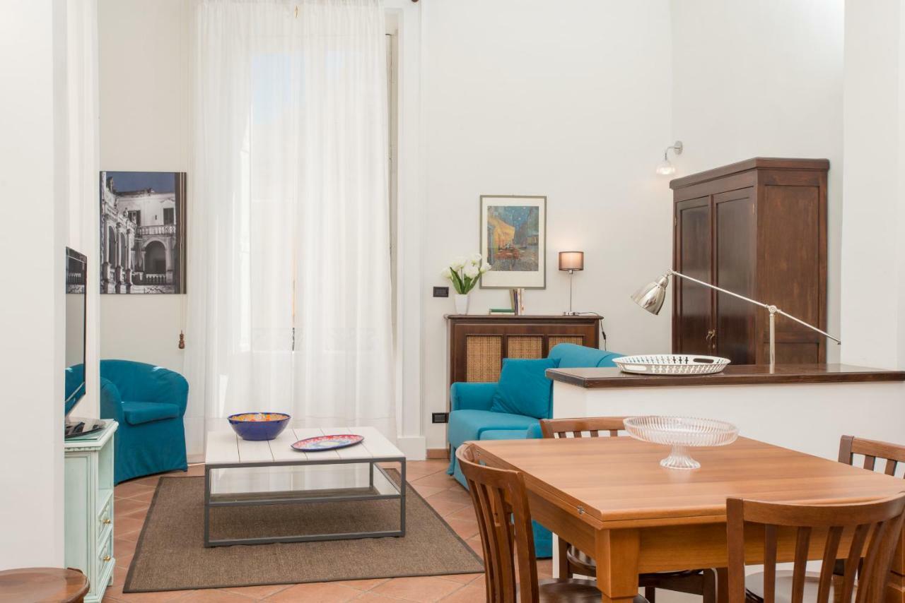 Il Garbino Suite And Apartment Lecce Buitenkant foto