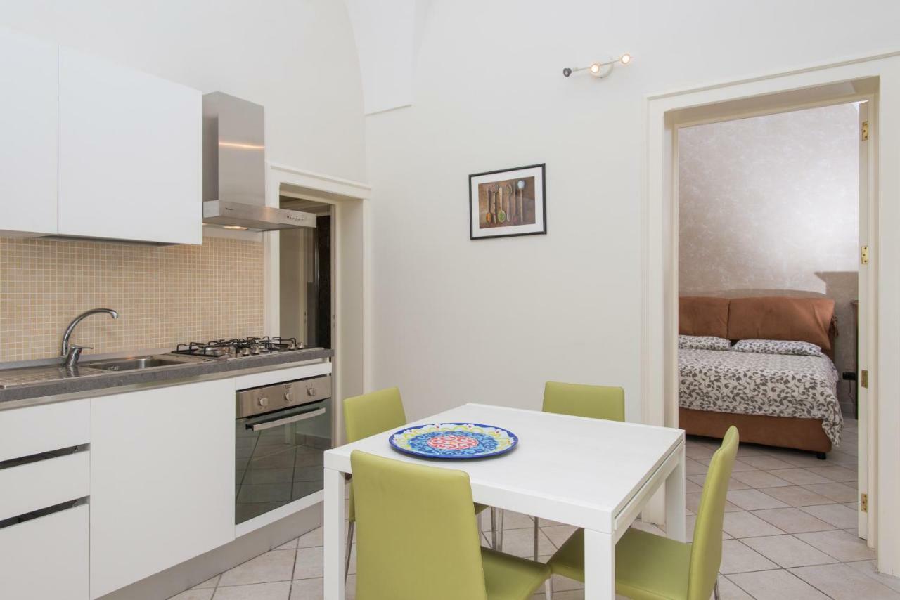 Il Garbino Suite And Apartment Lecce Buitenkant foto