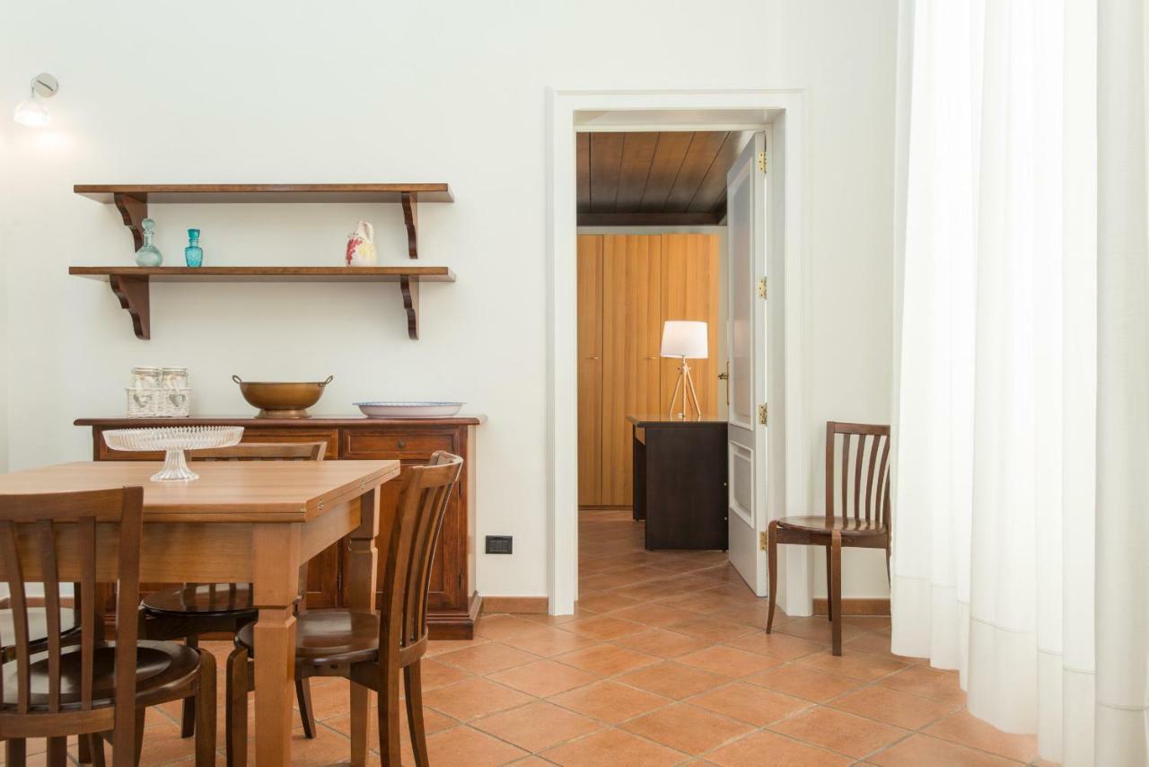 Il Garbino Suite And Apartment Lecce Buitenkant foto